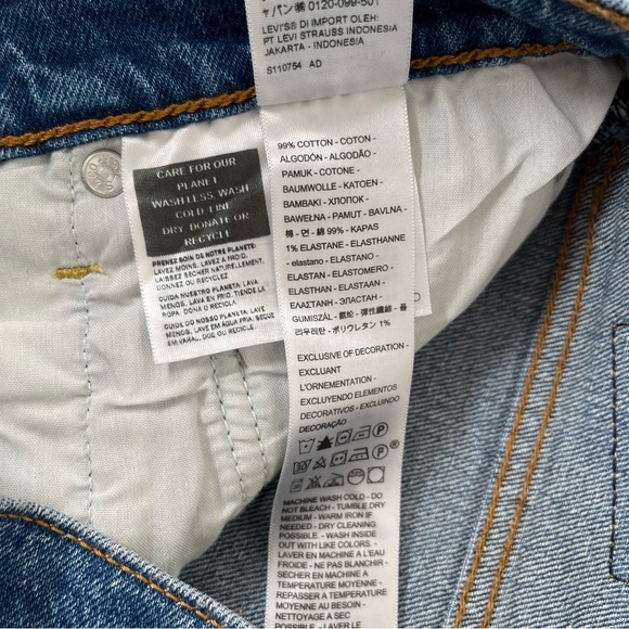 Levi’s Premium Denim RIBCAGE Straight Ankle Jeans In Jeans Color Women’s Size 30 - Picture 14 of 16